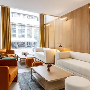 Hotel Business ****